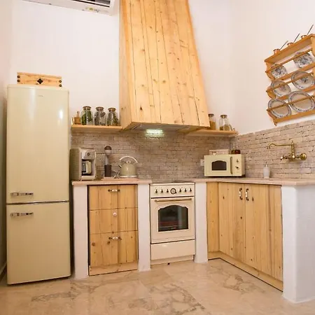 Semesterbostad White Rose