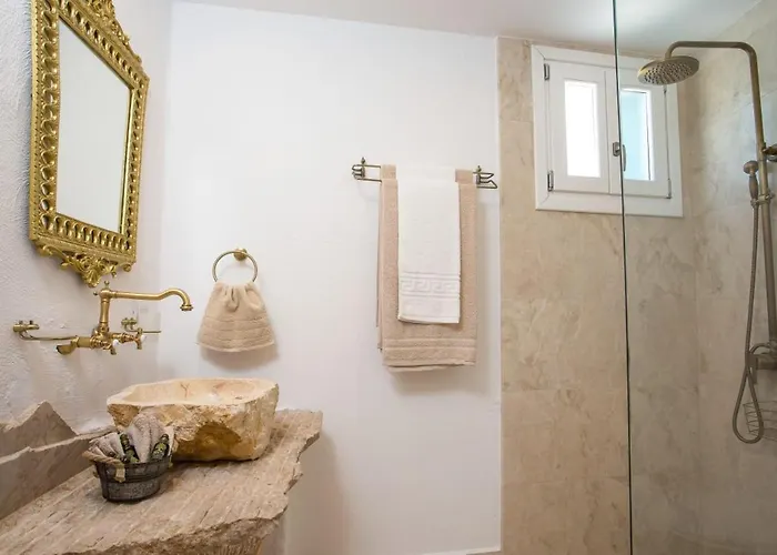 White Rose Kalithies